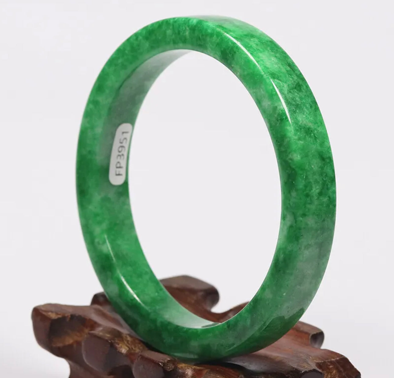 VINTAGE Large Jadeite Green Jade Bangle Size 63mm M955 - JazzyJewelbyAmina 