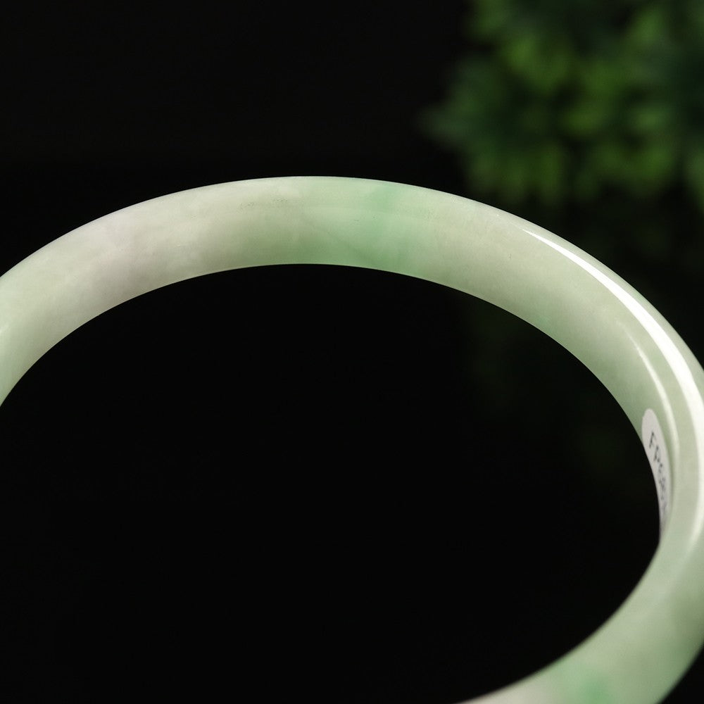 VINTAGE Lathe Jadeite Green Jade Bangle Size 59mm. Hint of Lavender! A811 - JazzyJewelbyAmina 