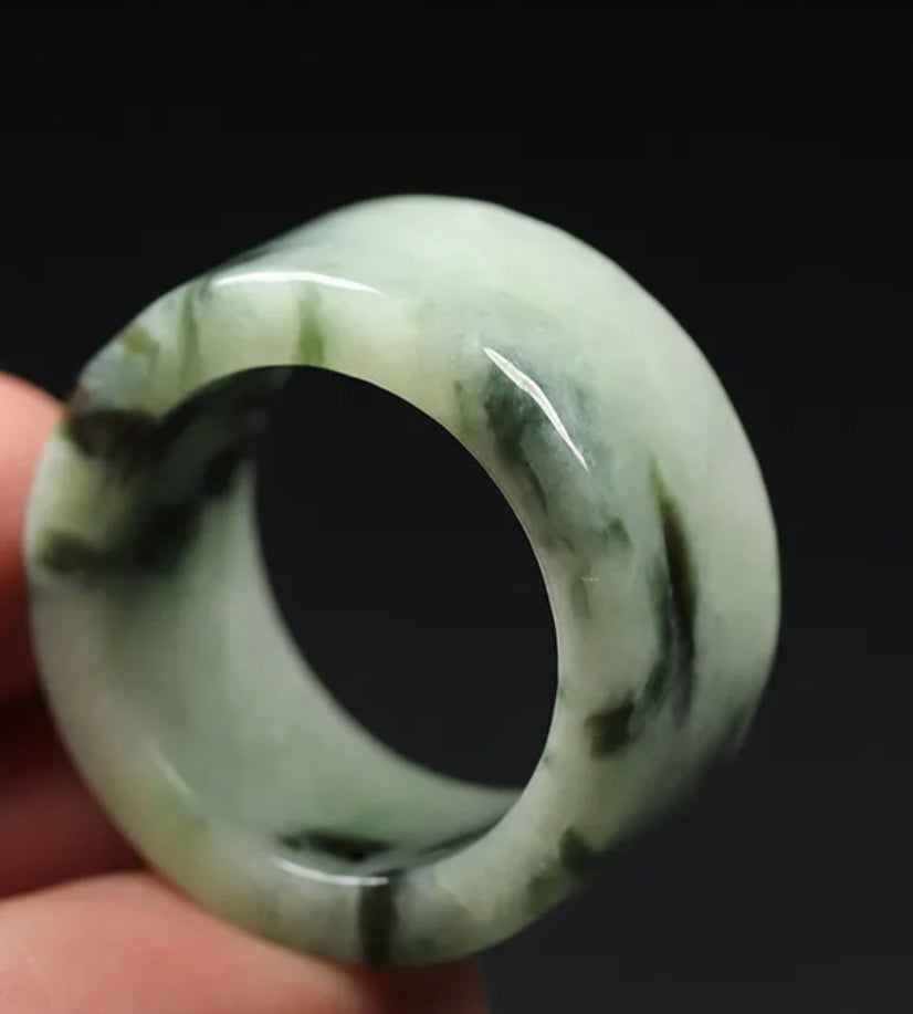 VINTAGE Large Marble Green Jade Thumb Ring - Certified Size 11US - JazzyJewelbyAmina 