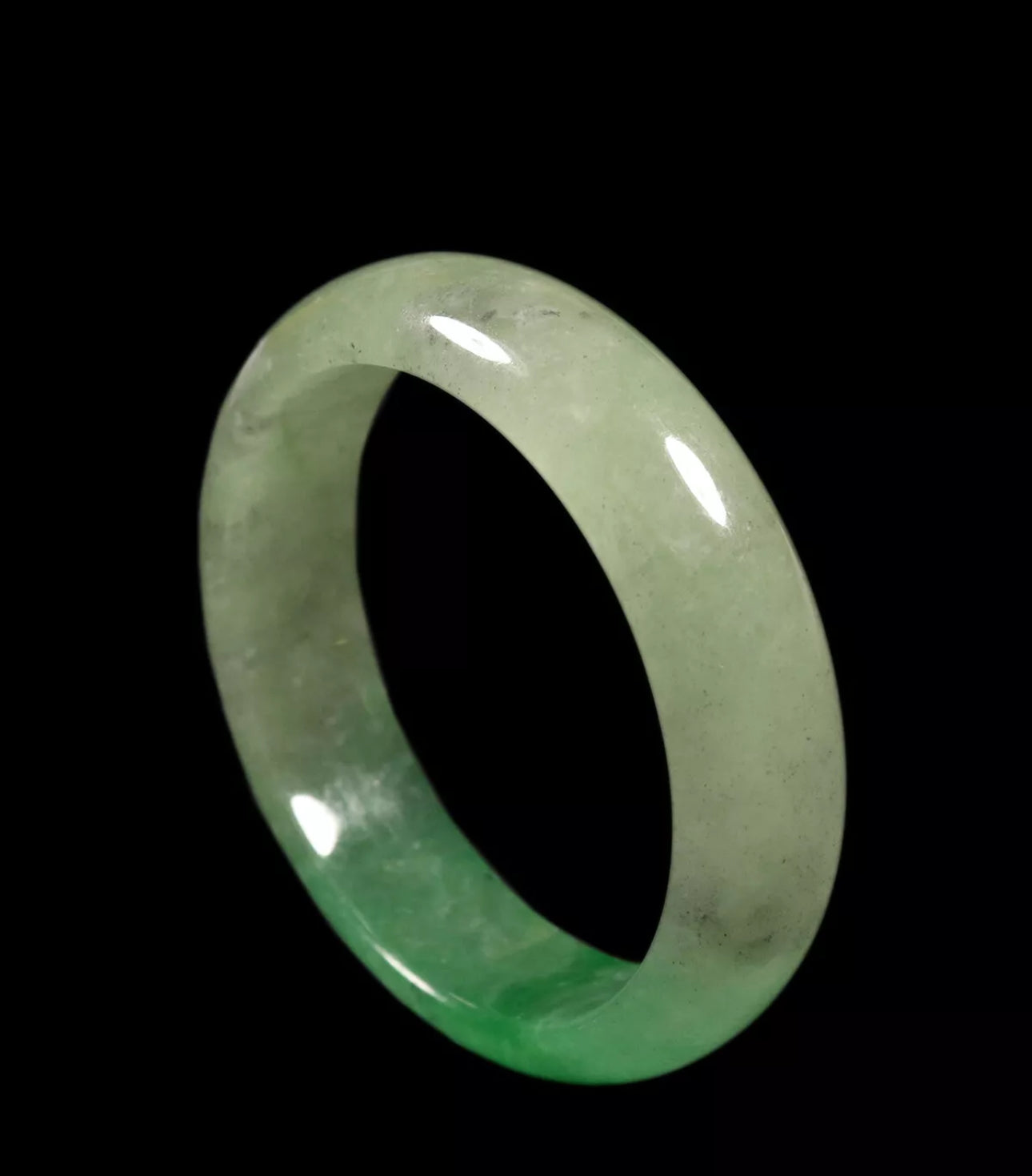 VINTAGE Small Jadeite Green Jade Bangle Size 55mm Ombré Jade O579 - JazzyJewelbyAmina 
