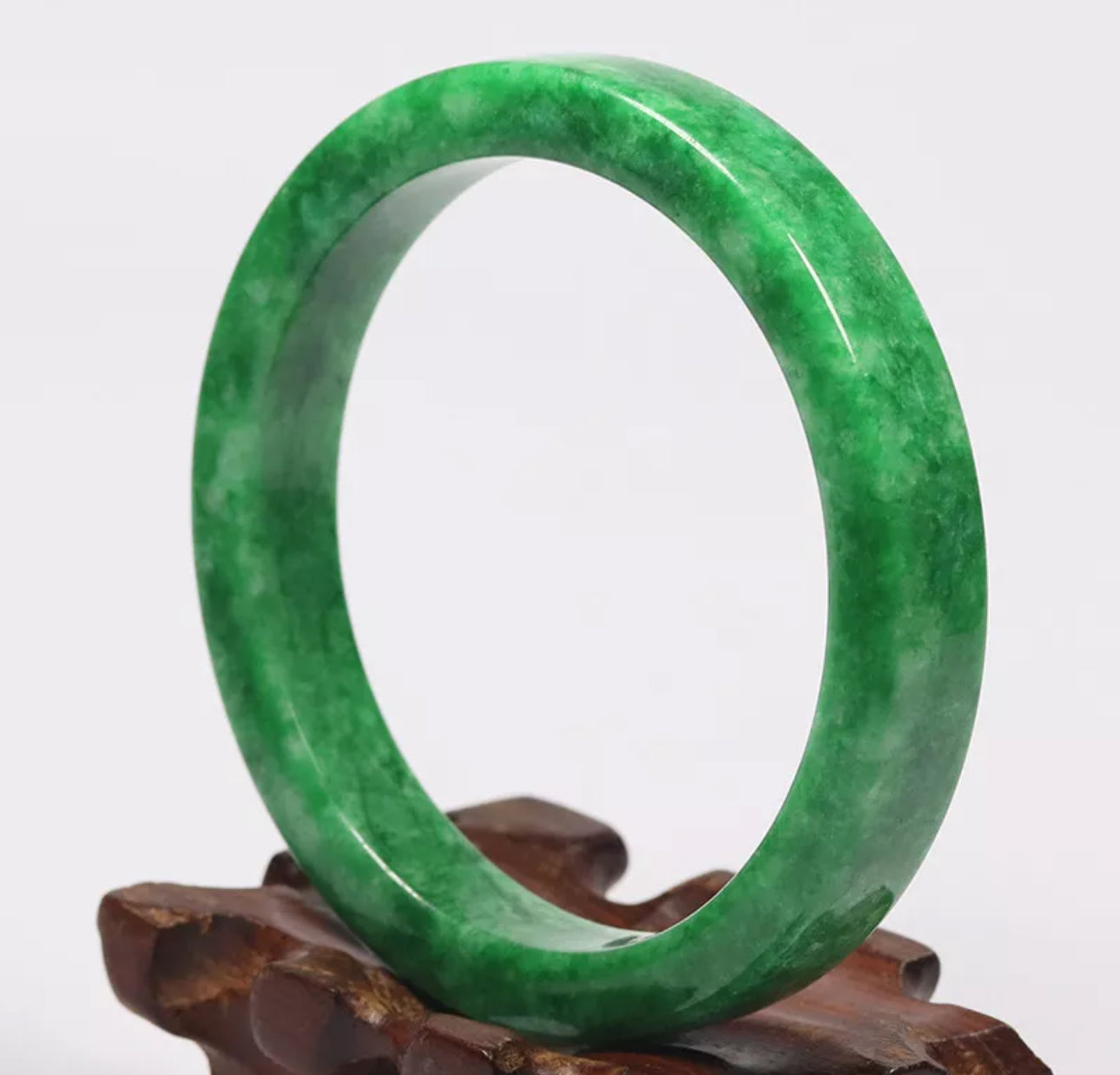 VINTAGE Large Jadeite Green Jade Bangle Size 63mm M955 - JazzyJewelbyAmina 