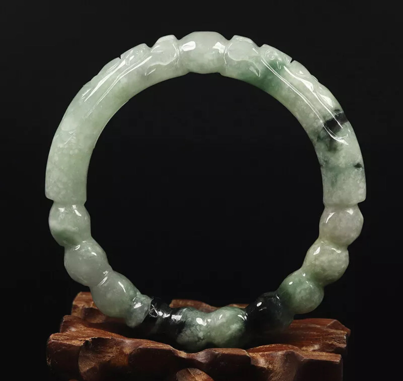 VINTAGE Medium Jadeite Green Jade Bangle Handcarved Dragons Size 58mm S499 - JazzyJewelbyAmina 
