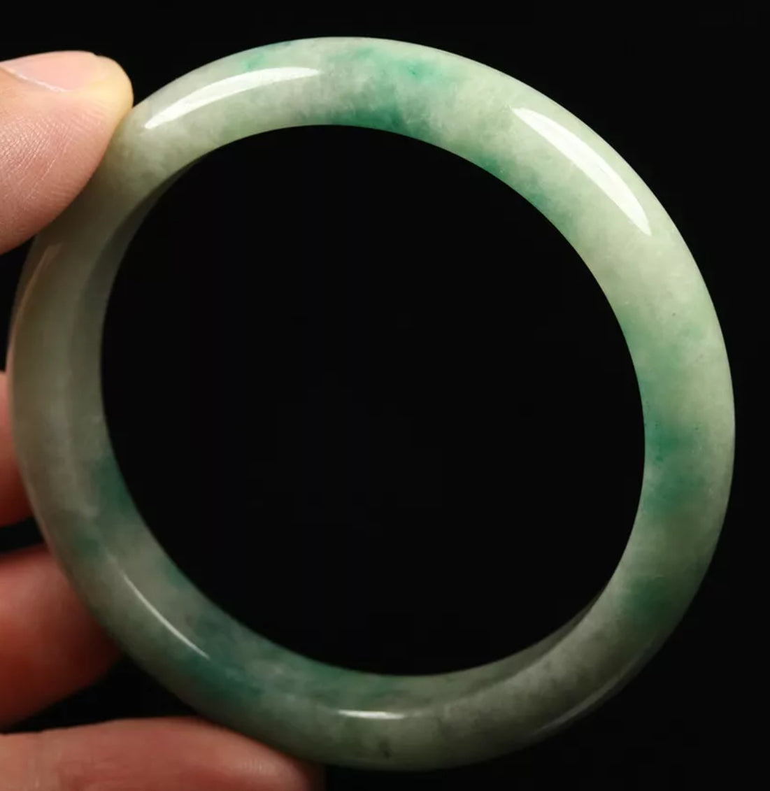 VINTAGE Small Jadeite Green/White Jade Bangle Size 56mm O581 - JazzyJewelbyAmina 