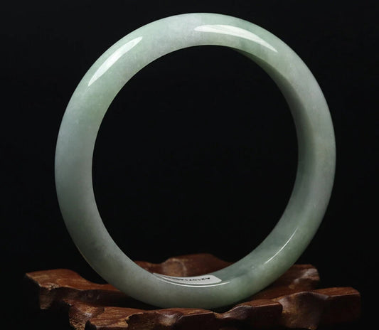 VINTAGE Medium Jadeite Green Jade Bangle Certified Size 58.5 MM Unique Jade Piece G345 - JazzyJewelbyAmina 