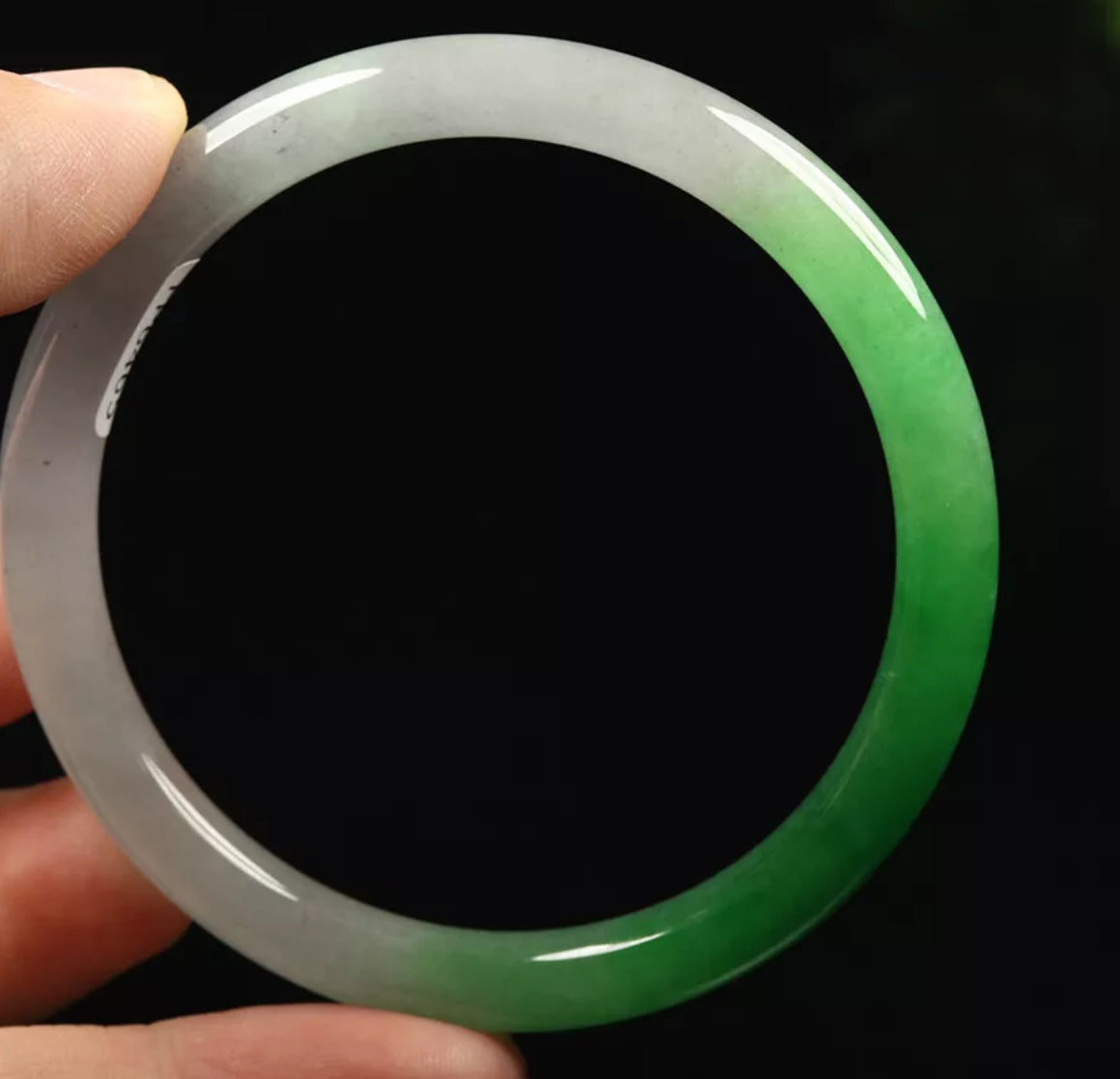 VINTAGE Medium Jadeite White Lavender Green Jade Bangle Size 58mm N465 - JazzyJewelbyAmina 