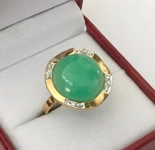 VINTAGE Owned Green Jade Ring w/ Diamonds 14K Solid Gold - stamped