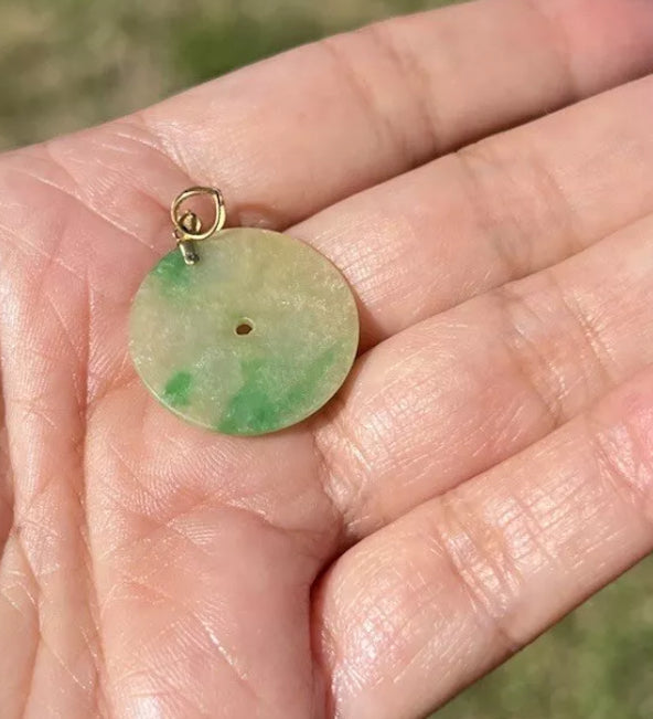 VINTAGE Jadeite 18m Yellow Gold Jade Pi Disc Pendant (chain not included) Certified - JazzyJewelbyAmina 