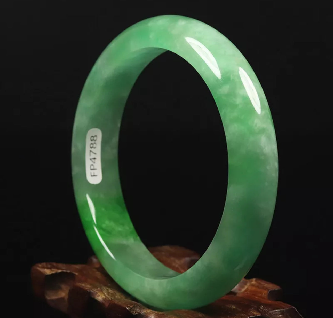 VINTAGE Medium Jadeite Green Jade Bangle Size 59 Pop Green! O629 - JazzyJewelbyAmina 