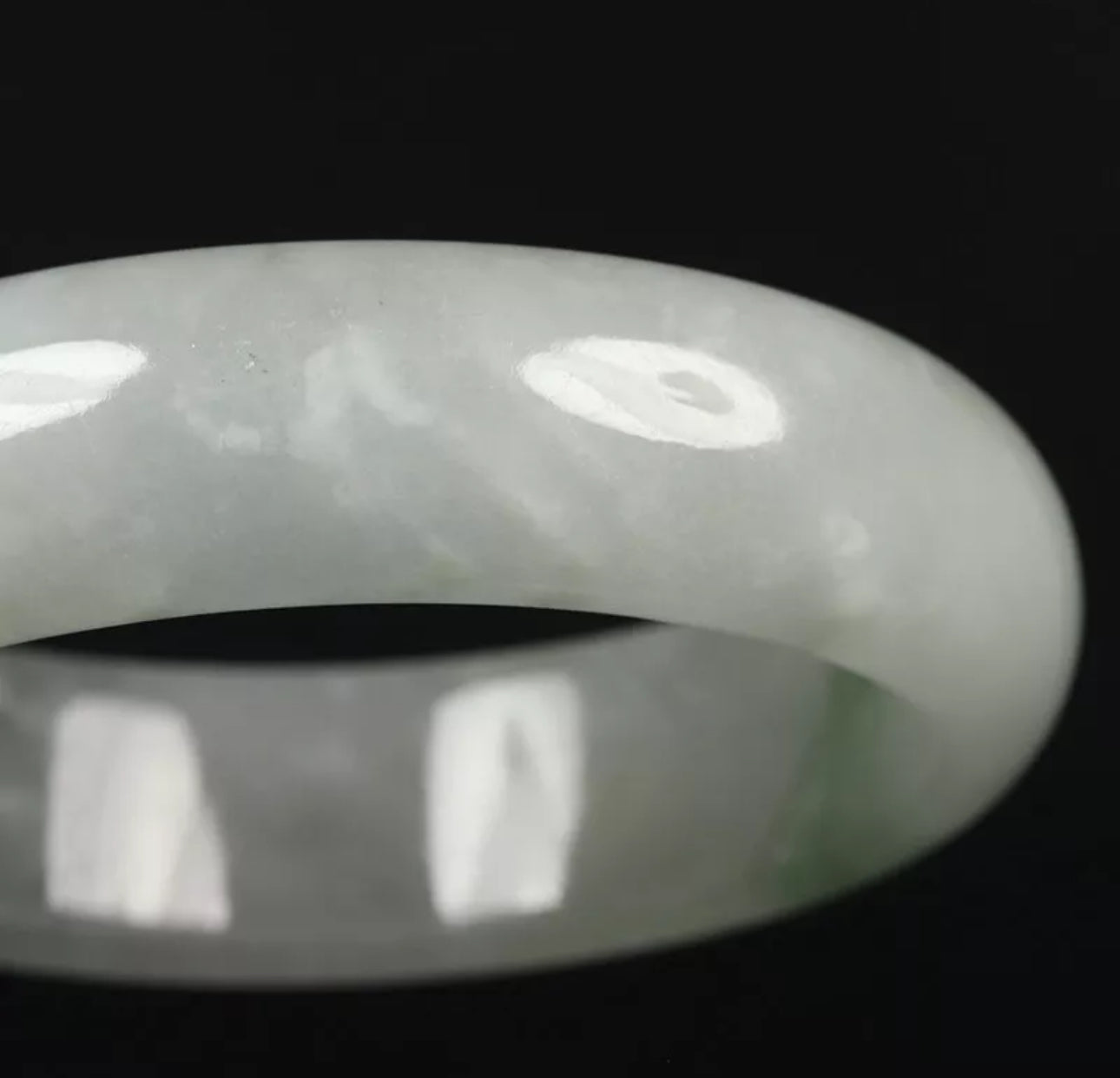 VINTAGE Large Jadeite White/Green Jade Bangle Size 60mm Y015 - JazzyJewelbyAmina 
