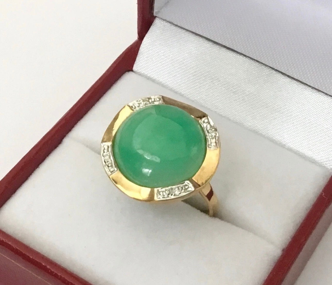 VINTAGE Owned Green Jade Ring w/ Diamonds 14K Solid Gold - stamped