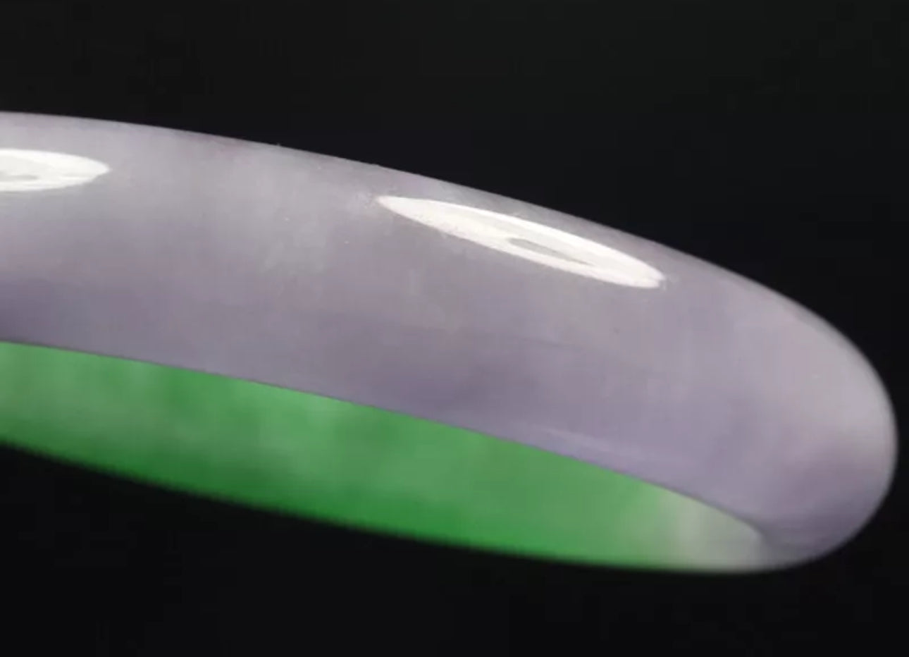 VINTAGE Medium Jadeite Green Jade Bangle Size 58mm D481 - JazzyJewelbyAmina 