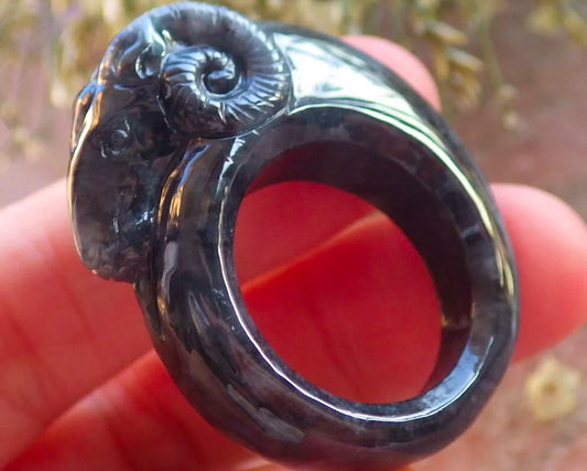 VINTAGE Jadeite Black Jade Ring HandCarved Ram/Sheep Certified Size 9 US M279 - JazzyJewelbyAmina 