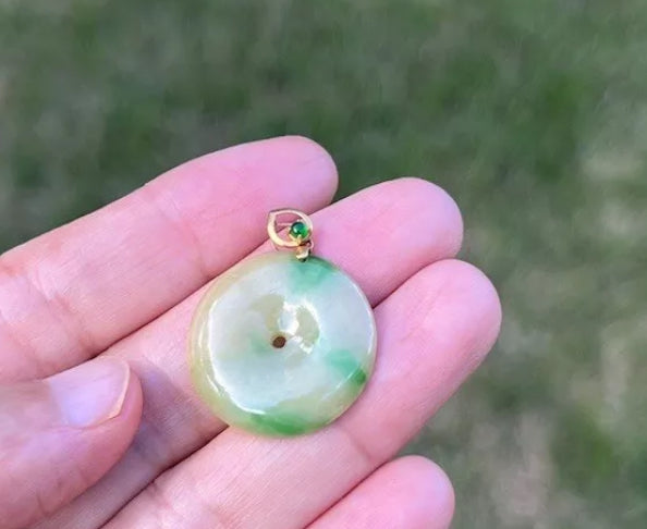 VINTAGE Jadeite 18m Yellow Gold Jade Pi Disc Pendant (chain not included) Certified - JazzyJewelbyAmina 