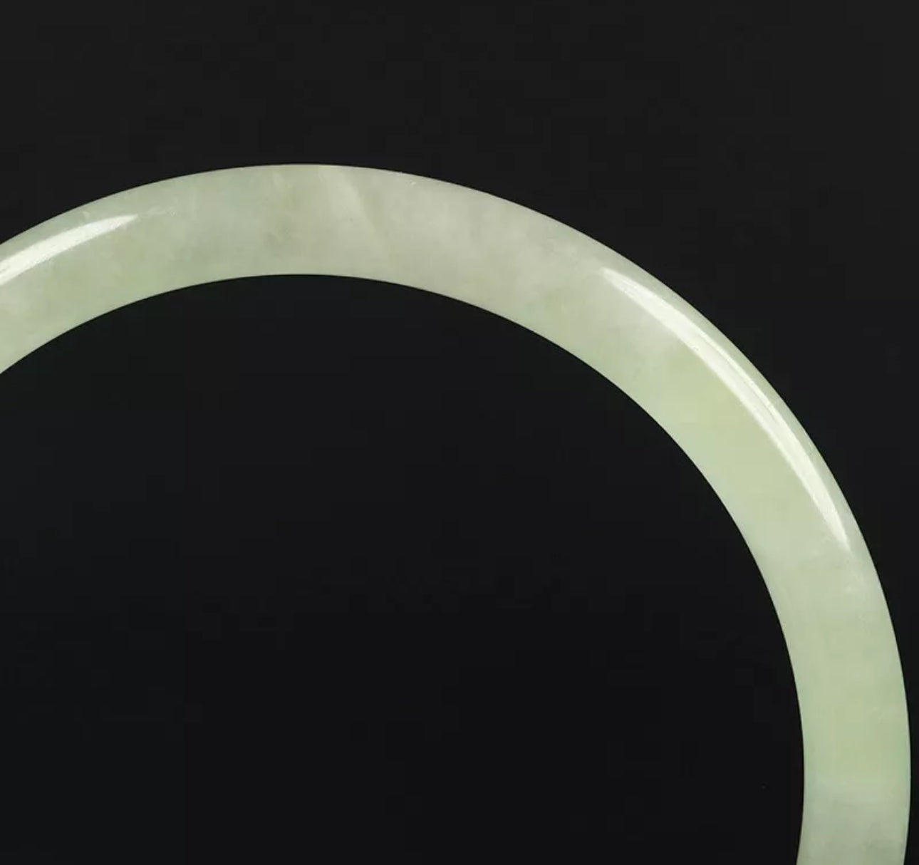 VINTAGE Medium Jadeite Green Icy Jade Bangle Size 57mm Round Princess Cut U087 - JazzyJewelbyAmina 