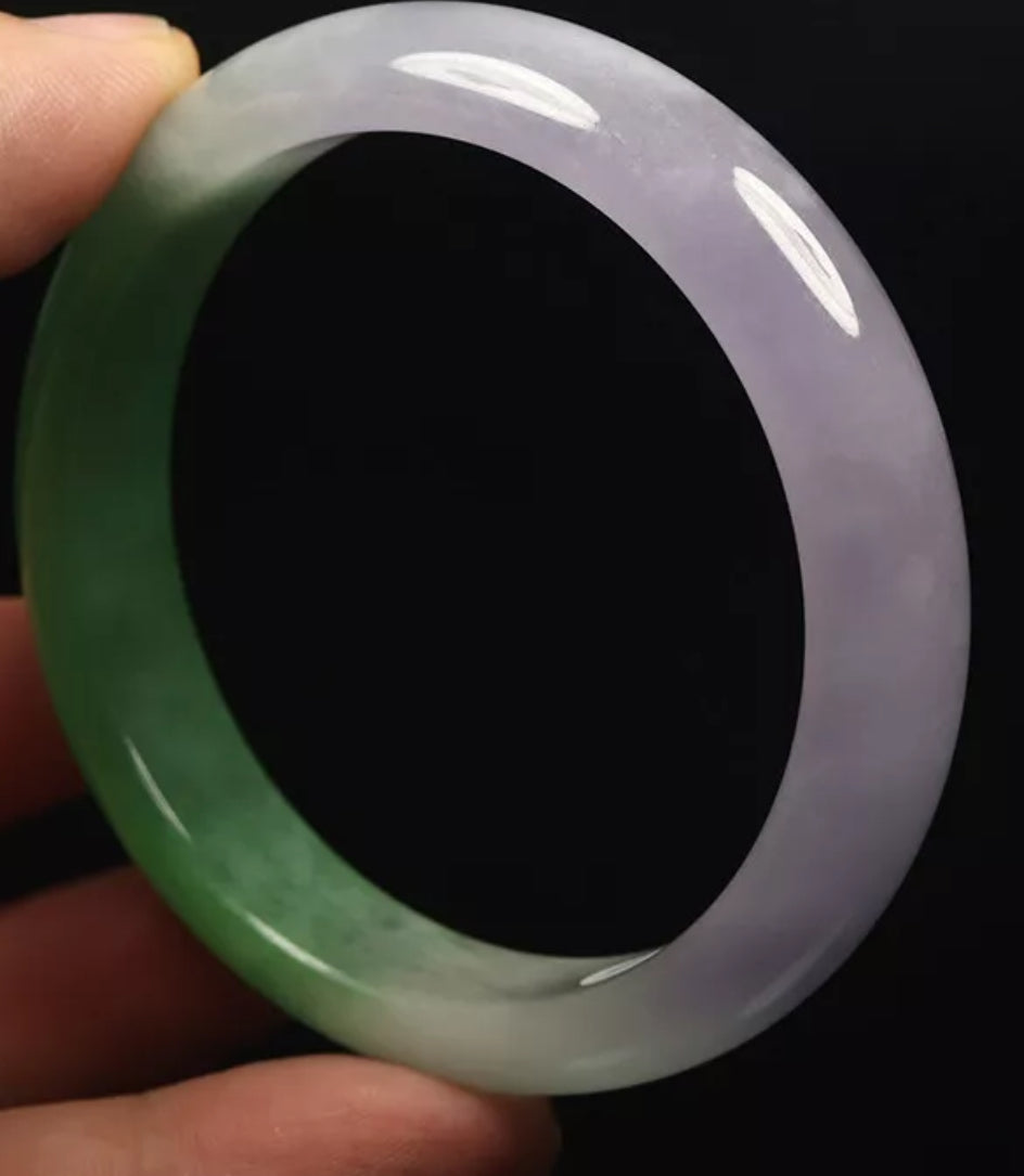 VINTAGE Medium Jadeite Green Jade Bangle Size 58mm D481 - JazzyJewelbyAmina 
