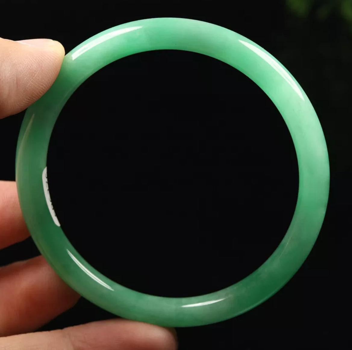 VINTAGE Large Jadeite Green Jade Bangle Round Princess Thin Cut Size 60mm Y376 - JazzyJewelbyAmina 