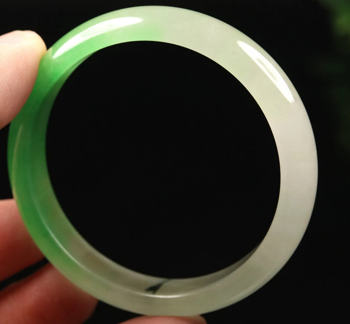 VINTAGE XS Jadeite Icy Green Jade Bangle Size 53mm Unique Ombré Jade Piece U387