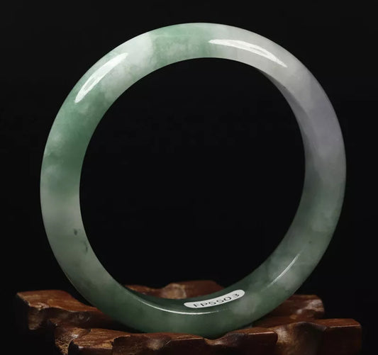 VINTAGE Medium Jadeite Green/White Jade Bangle Size 59mm O1059 - JazzyJewelbyAmina 