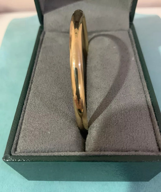 VINTAGE Owned 14k Yellow Gold Hinged Bangle Bracelet 2.5” (RCI 14k Stamped) - JazzyJewelbyAmina 