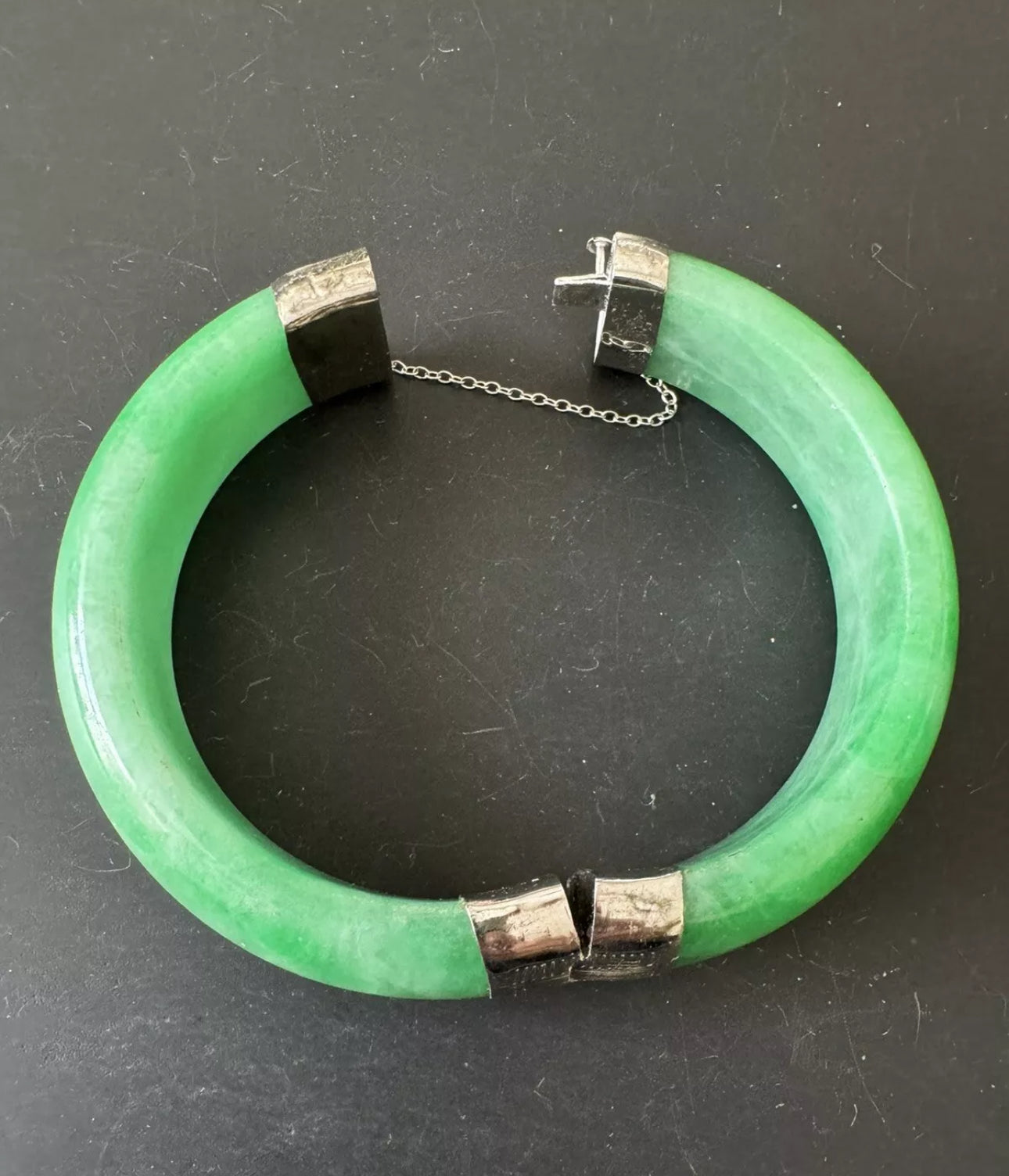 VINTAGE Medium Jadeite Green Jade Bangle Size 58mm Hinged Closure Sterling Silver Apple Green Jade! D1230 - JazzyJewelbyAmina 