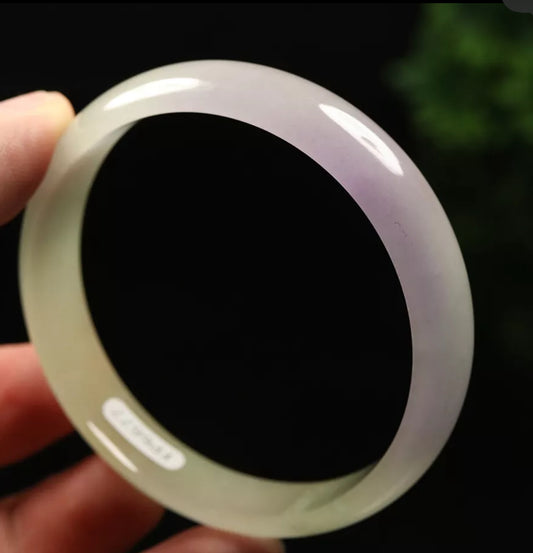 VINTAGE Large Jadeite Green / Lavender Jade Bangle Size    60 mm F407 - JazzyJewelbyAmina 