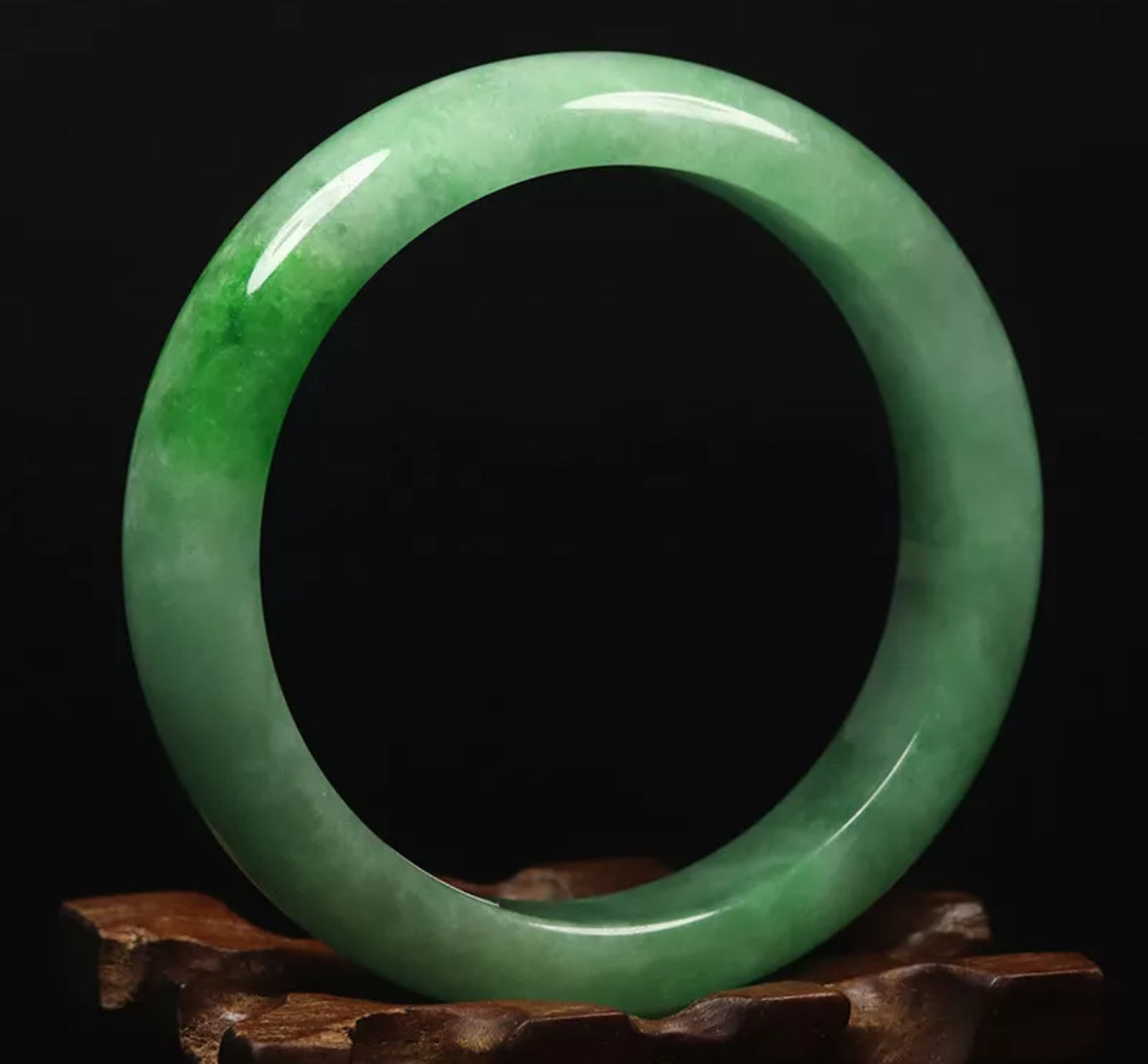 VINTAGE Medium Jadeite Green Jade Bangle Size 58mm Pop Green Jade! N723 - JazzyJewelbyAmina 
