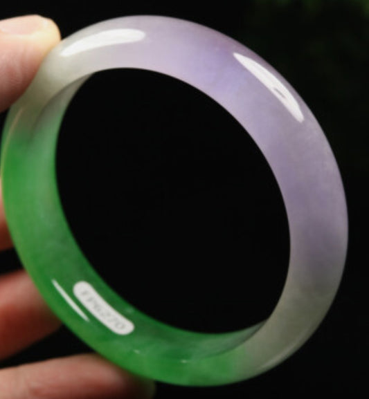 VINTAGE Medium Jadeite Green/Lavender Jade Bangle Size 59MM S270 - JazzyJewelbyAmina 