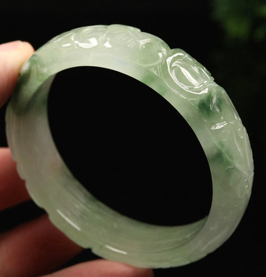 VINTAGE Jadeite Green/White Jade Bangle Hand-carved Flower Bat Butterfly Size 56 MM S921