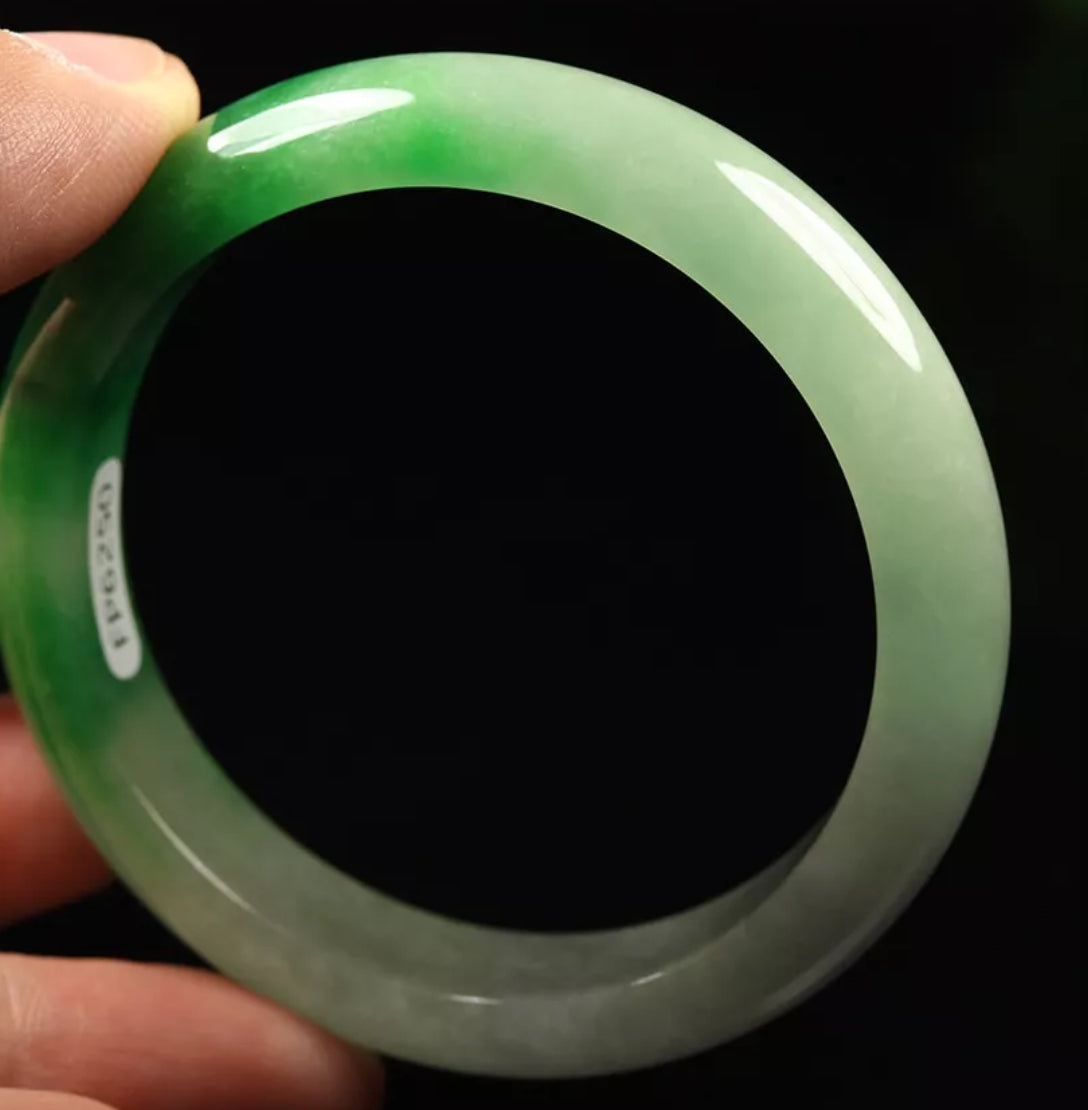 VINTAGE XS Jadeite Green Jade Bangle Size 54mm D553 - JazzyJewelbyAmina 