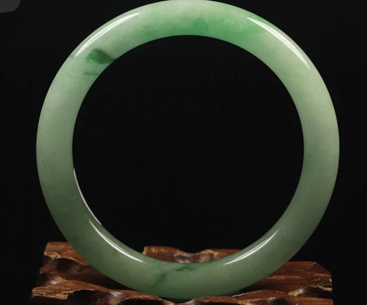 VINTAGE Small Jadeite Green Jade Bangle Size 55 MM Round Princess Cut G595 - JazzyJewelbyAmina 