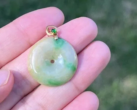 VINTAGE Jadeite 18m Yellow Gold Jade Pi Disc Pendant (chain not included) Certified - JazzyJewelbyAmina 