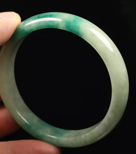 VINTAGE Small Jadeite Green Jade Bangle Size 56mm U584 - JazzyJewelbyAmina 