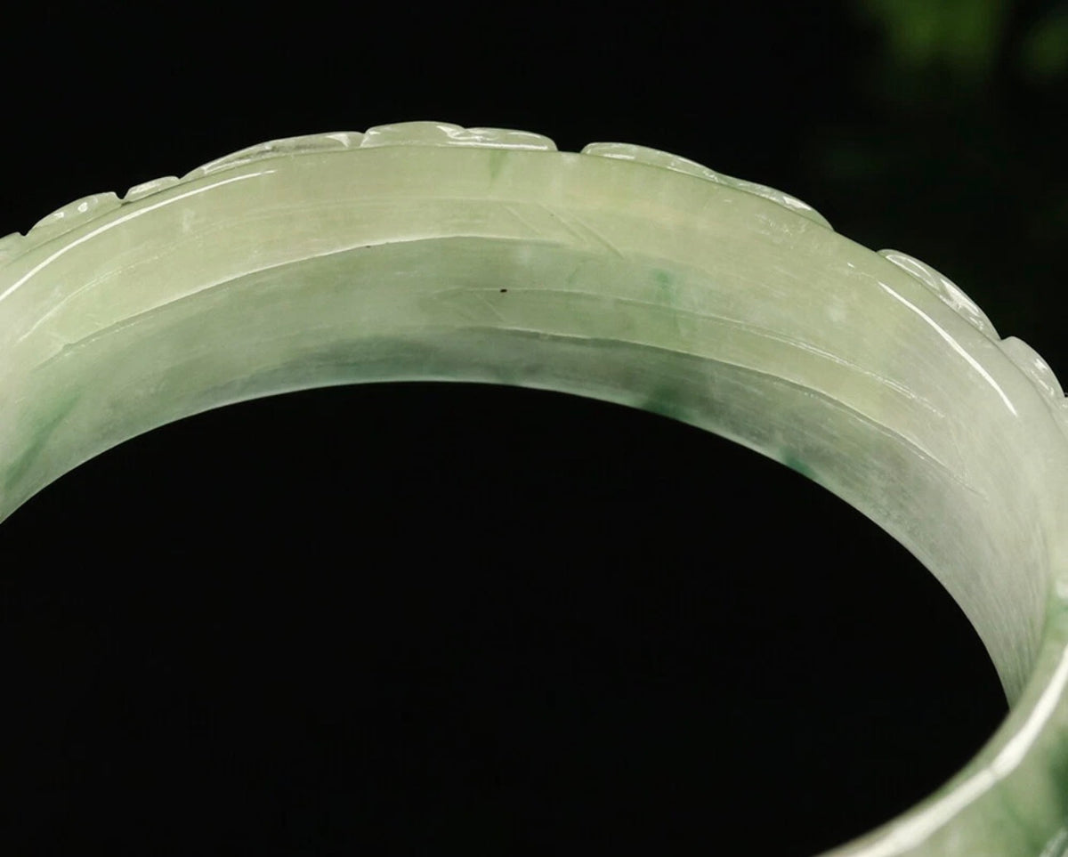 VINTAGE Jadeite Green/White Jade Bangle Hand-carved Flower Bat Butterfly Size 56 MM S921