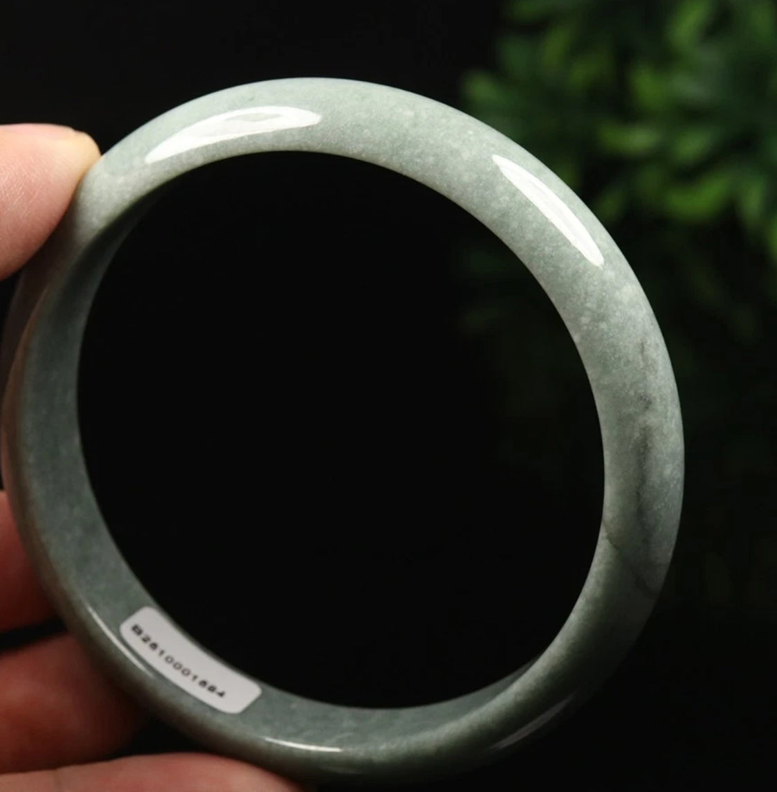 VINTAGE Large Certified Jadeite Green Jade Bangle Size 62mm N221