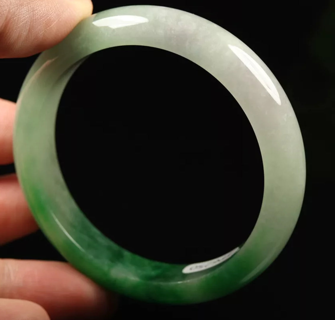 VINTAGE XS Jadeite Green Jade Bangle Size 54mm D553 - JazzyJewelbyAmina 