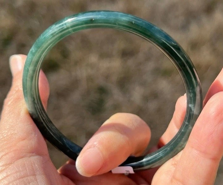 VINTAGE Small Jadeite Green Jade Bangle - Round Princess Cut - from Guatemala Size 55mm M885 - JazzyJewelbyAmina 