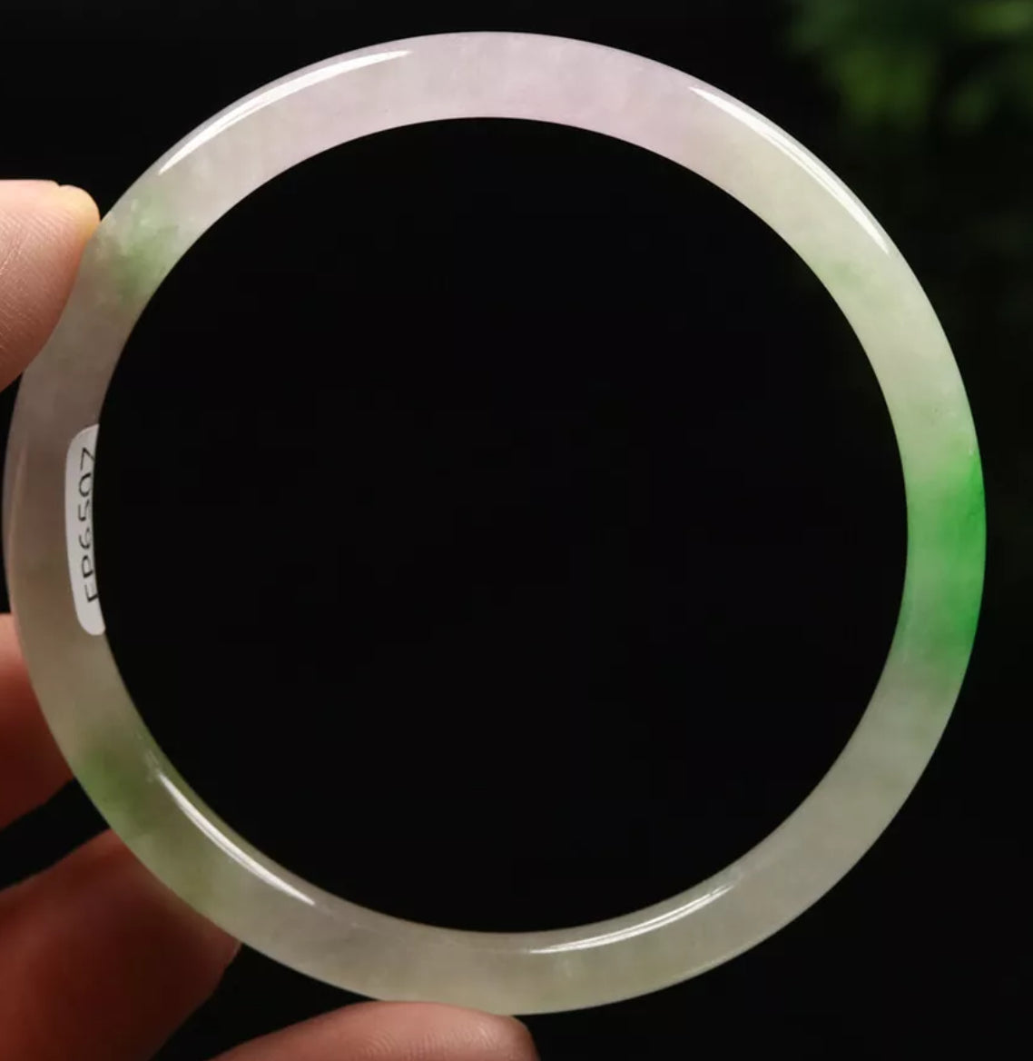 VINTAGE Medium Jadeite Green/Lavender Jade Bangle Round Princess Cut Size 58mm Fine Unique Jade Piece N067 - JazzyJewelbyAmina 