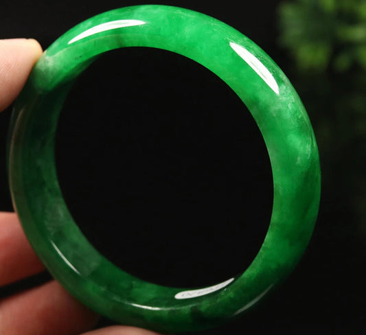 VINTAGE Medium Jadeite Green Jade Bangle Size 59mm Emerald Green! A693 - JazzyJewelbyAmina 