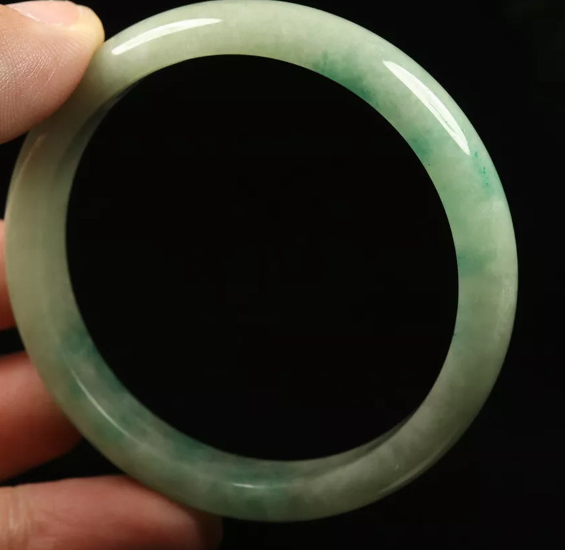 VINTAGE Small Jadeite Green Jade Bangle Size 56mm S231 - JazzyJewelbyAmina 