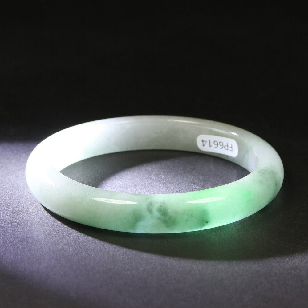 VINTAGE Small Jadeite Green/White Jade Bangle Size 55mm D281 - JazzyJewelbyAmina 