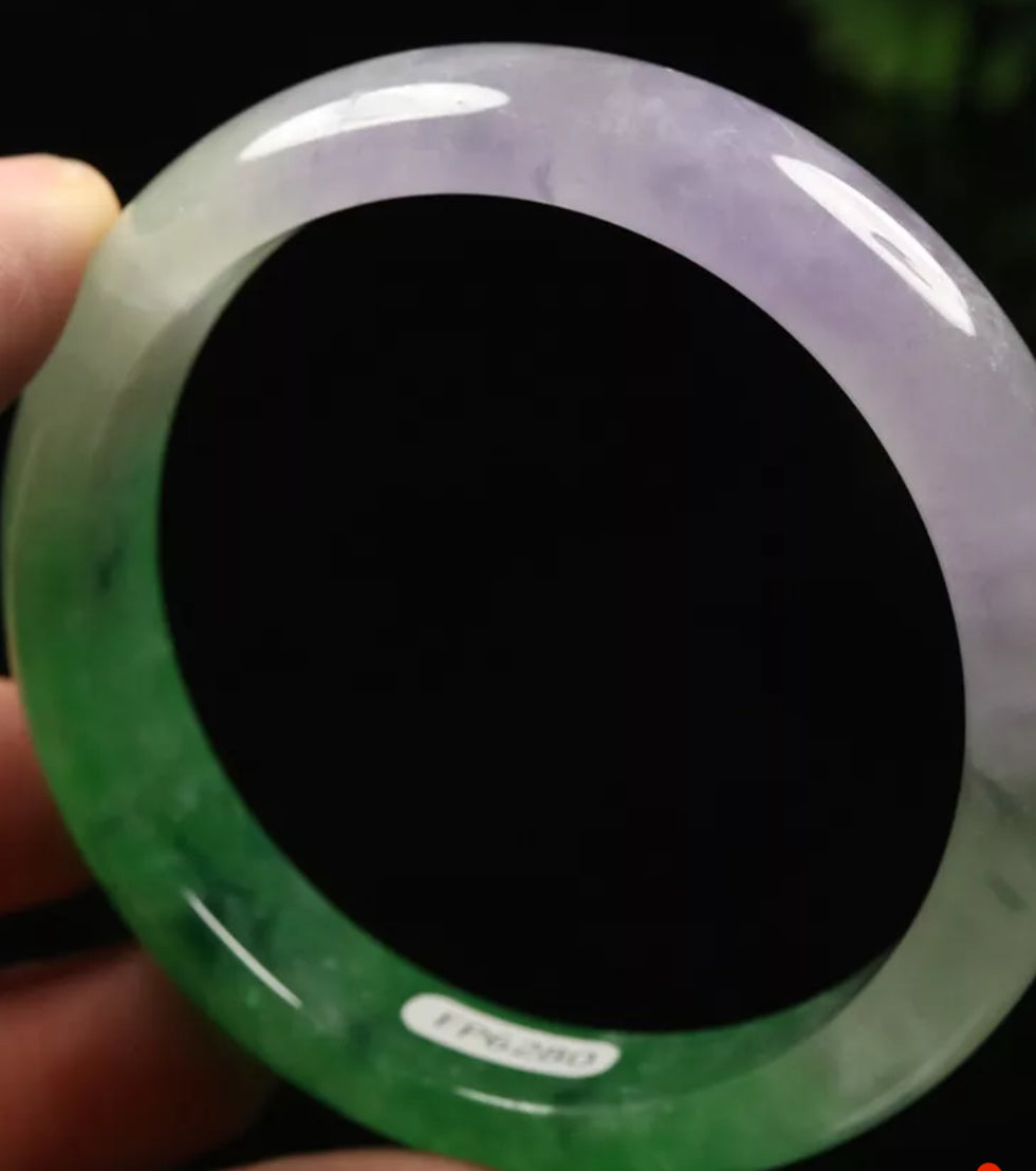 VINTAGE Large Jadeite Green/Lavender Jade Bangle Size 60mm N613 - JazzyJewelbyAmina 