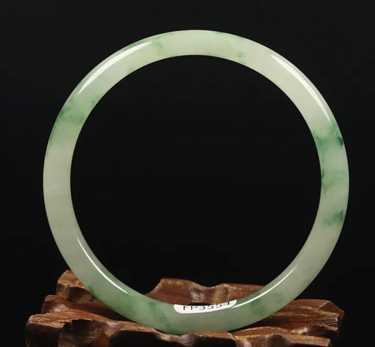 VINTAGE Medium Jadeite Green Marbled Jade Bangle Round Princess Cut - Icy Size 59mm J161 - JazzyJewelbyAmina 