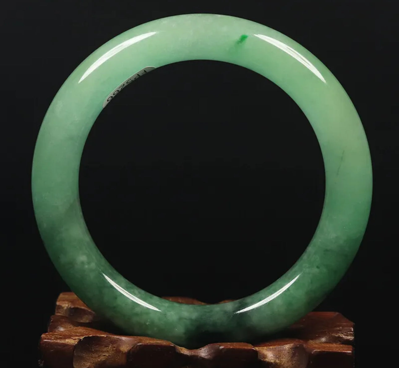 VINTAGE Small Jadeite Green Jade Bangle-Round Princess Chunky Cut Size 56mm M585 - JazzyJewelbyAmina 