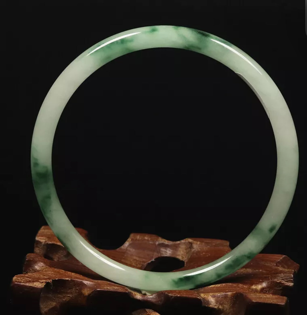 VINTAGE Medium Jadeite Green/White Jade Bangle Round Princess Thin Cut Size 58mm A151 - JazzyJewelbyAmina 