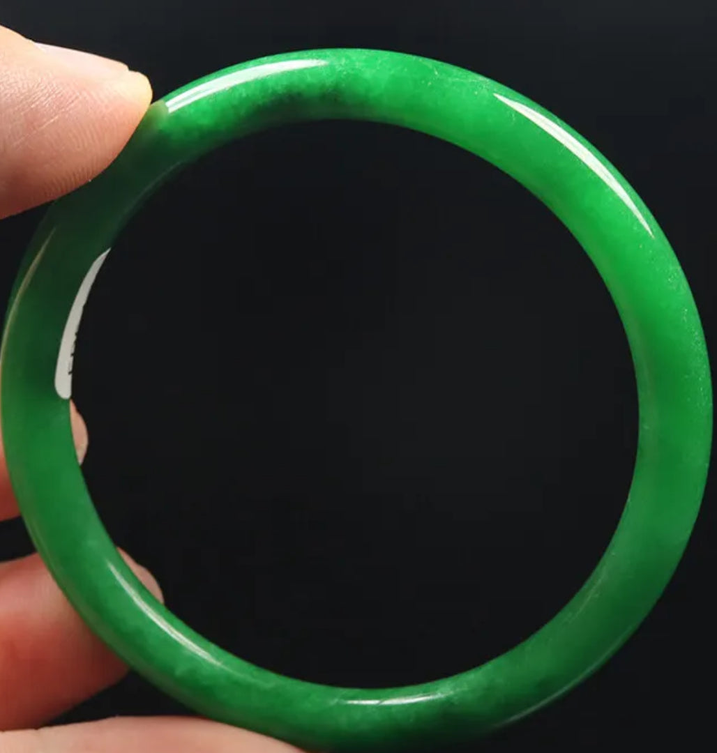 VINTAGE XS Jadeite Green Jade Bangle Round Princess Thin Cut Size 54mm A923 - JazzyJewelbyAmina 