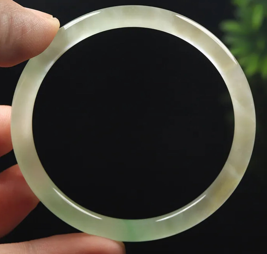 VINTAGE Medium Jadeite Icy Green Jade Bangle Size 5mm A23 - JazzyJewelbyAmina 
