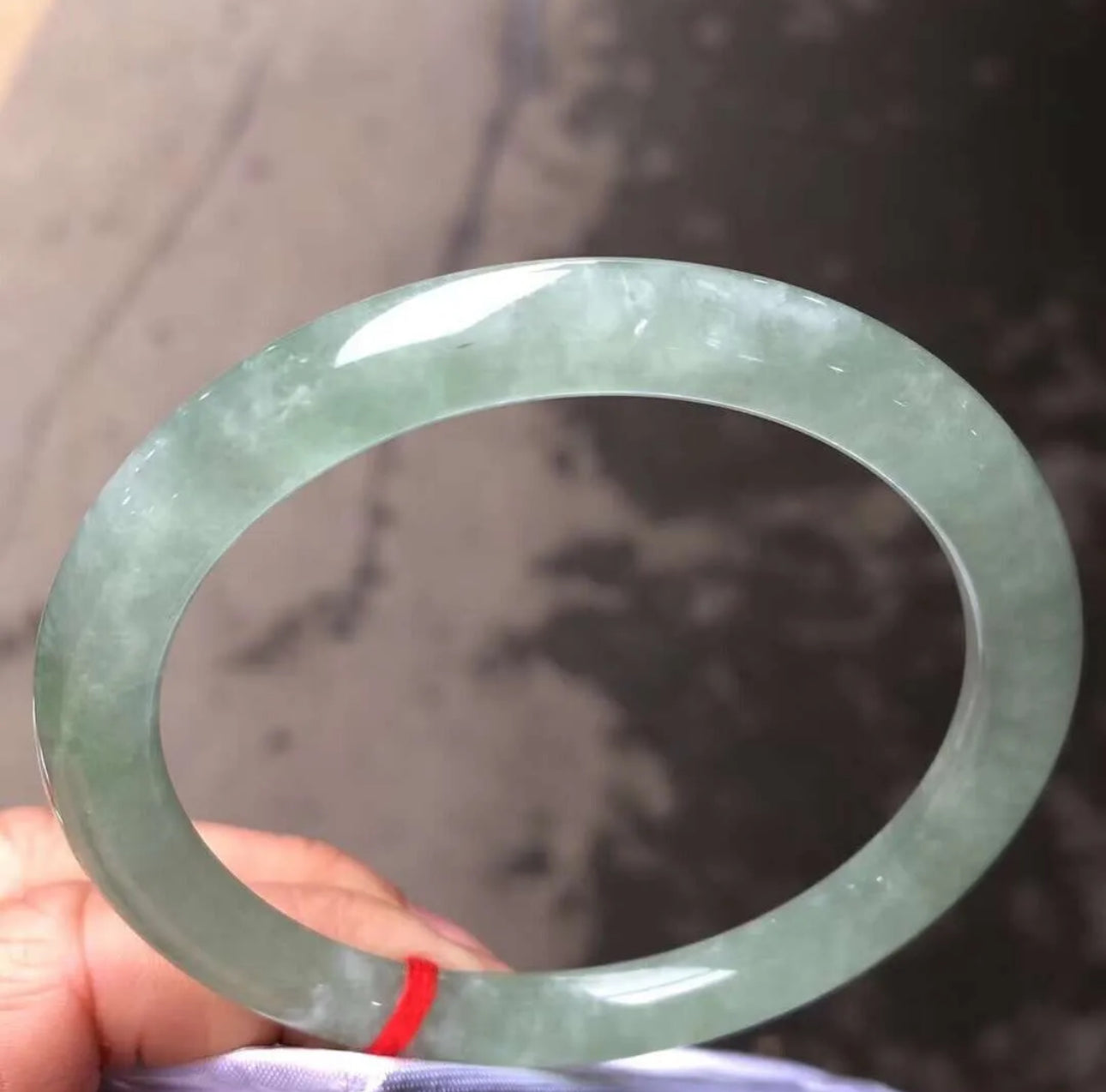 VINTAGE Large Jadeite Sea Green Jade Bangle - Round Princess Cut Size 62mm U0614 - JazzyJewelbyAmina 