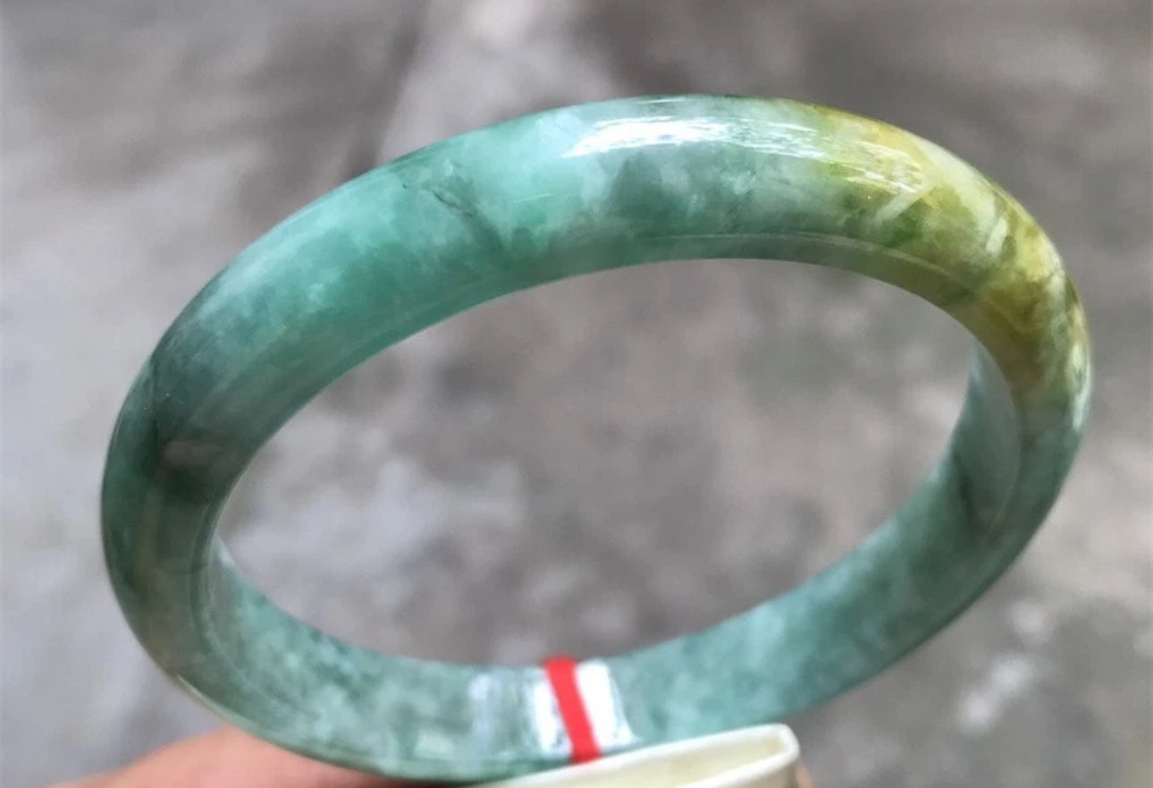VINTAGE XXL Jadeite Green Jade Bangle w/ Hint of Yellow Jade Size 67.2 mm A847