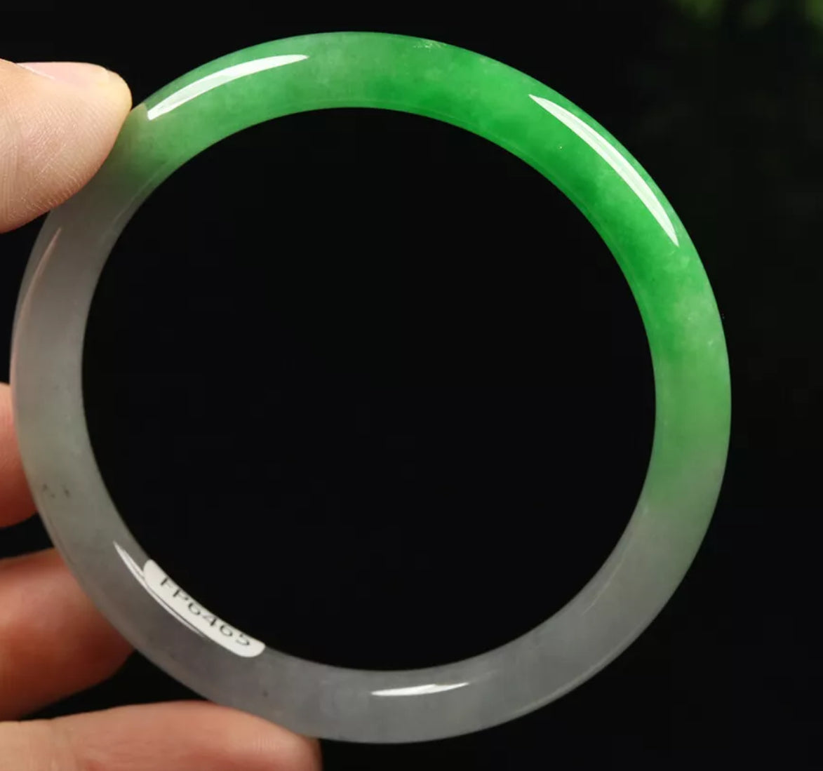 VINTAGE Medium Jadeite White Lavender Green Jade Bangle Size 58mm N465 - JazzyJewelbyAmina 