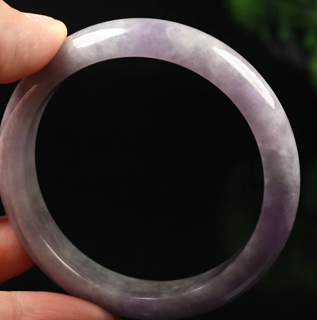 VINTAGE Medium Jadeite Lavender Jade Bangle from Myanmar Size 57mm U707